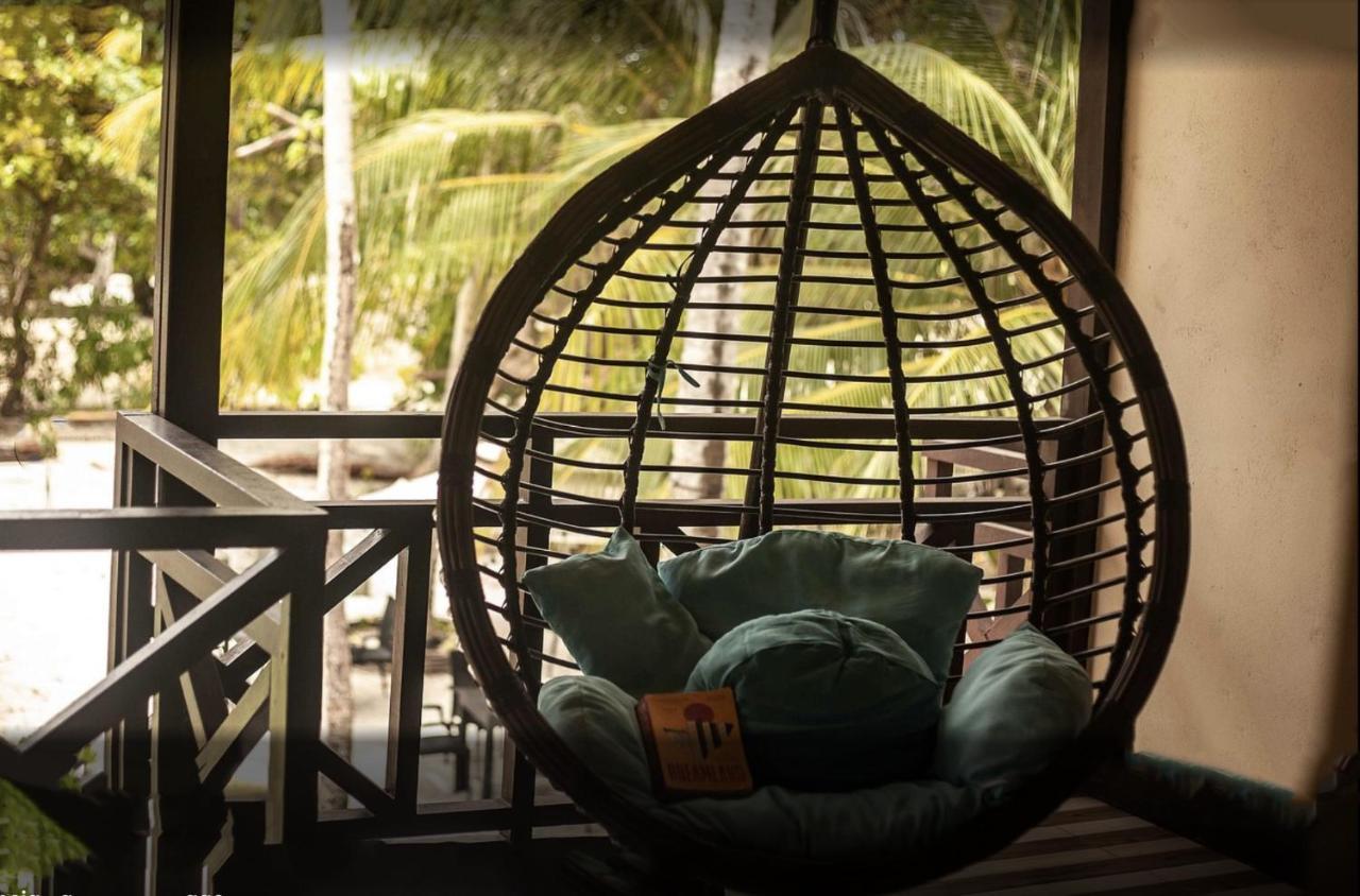 Surf Yoga Camp Hotel Thulusdhoo Exterior foto