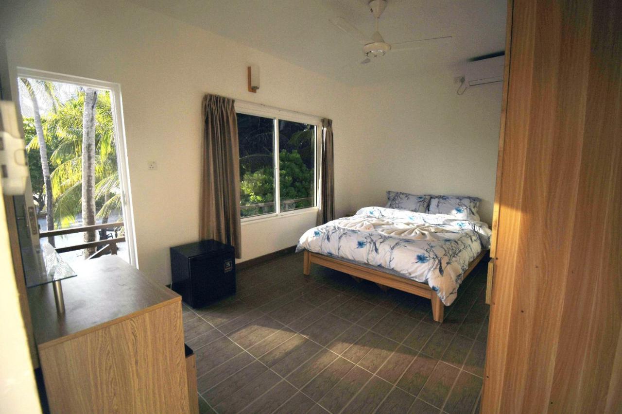 Surf Yoga Camp Hotel Thulusdhoo Exterior foto