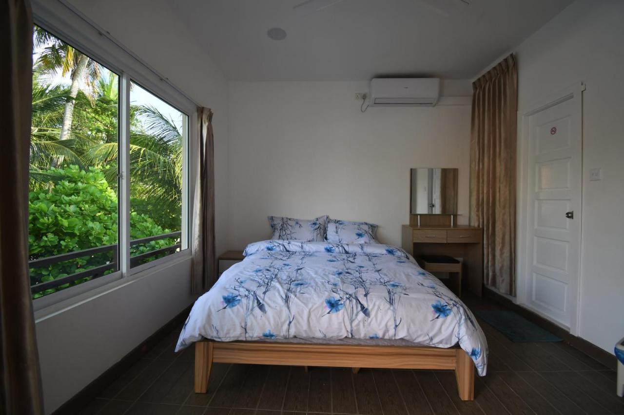 Surf Yoga Camp Hotel Thulusdhoo Exterior foto
