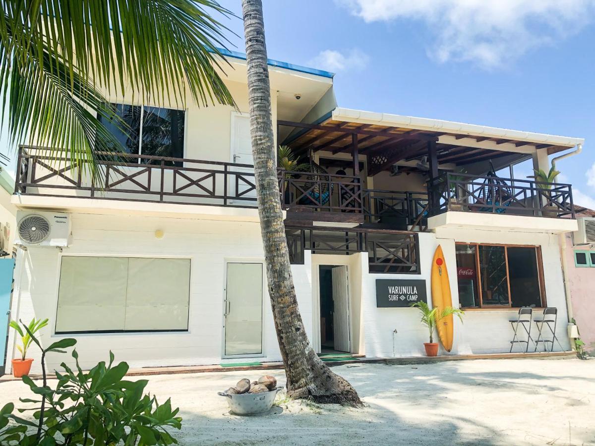 Surf Yoga Camp Hotel Thulusdhoo Exterior foto